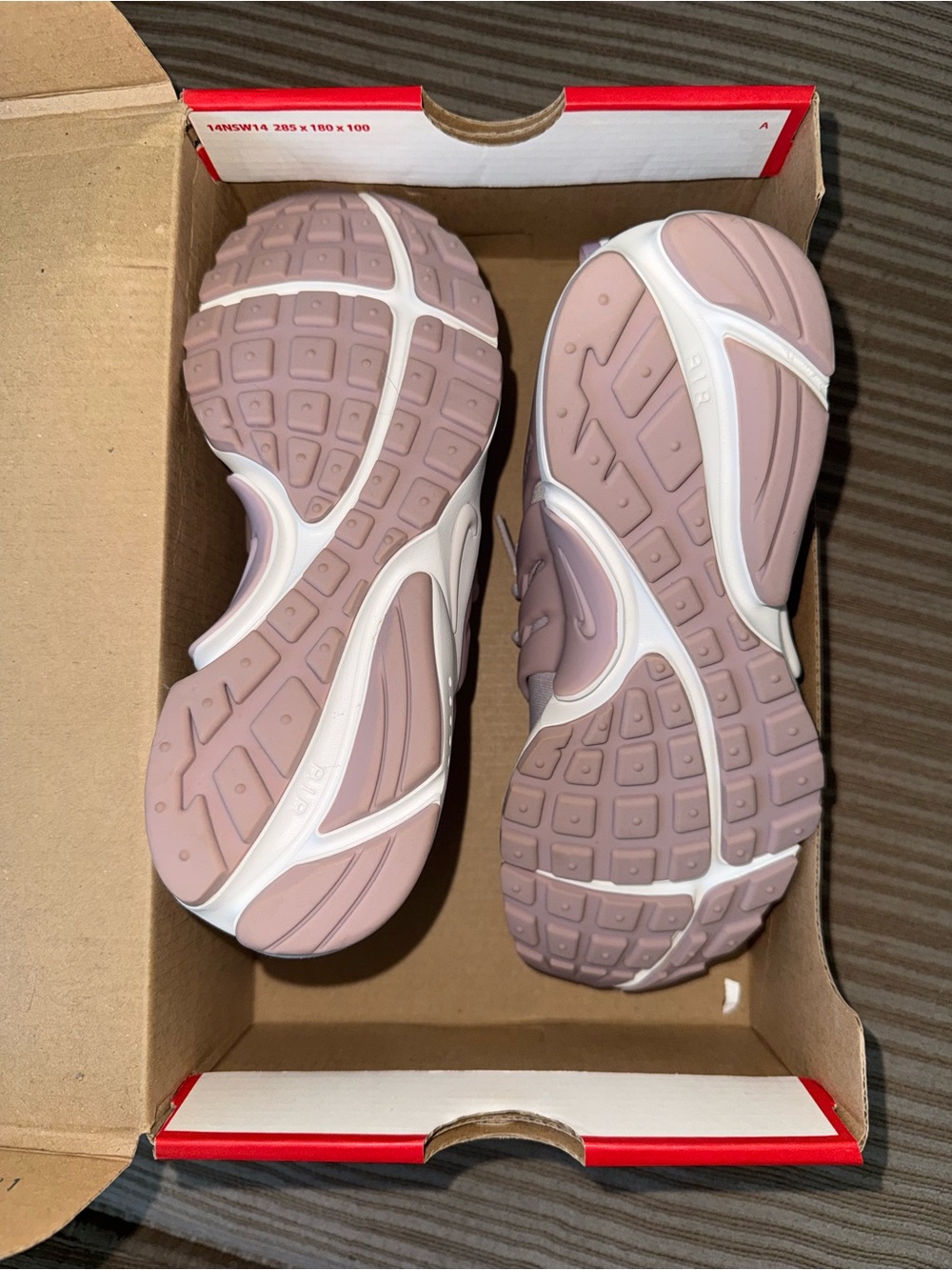 Nike Women’s Air Presto Pale Pink and White Athletic Sneakers - Picture 2 of 4